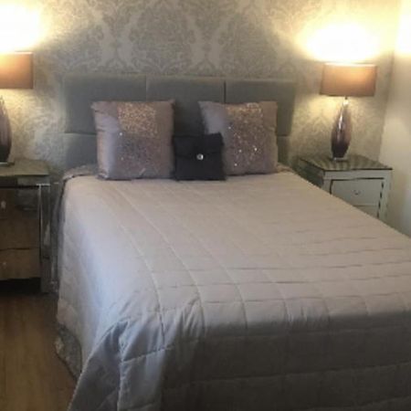 Double Room With En-Suite. Central For North West Rainhill Dış mekan fotoğraf